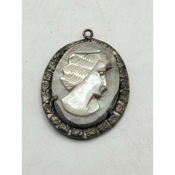 Estate Sterling Silver Mother of Pearl Abalone Shell Cameo Pendant Charm - Picture 2 of 4
